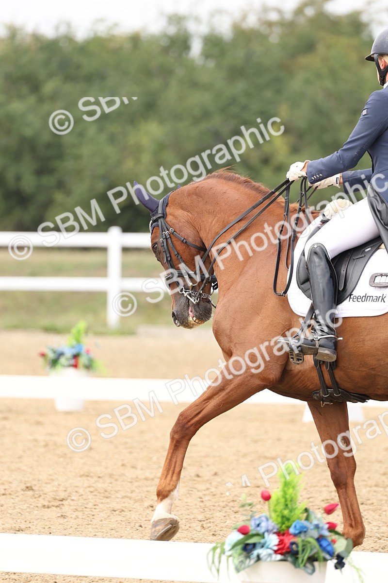 SBM_007506 - Class 9 - FEI INT I - 14.57-15.45