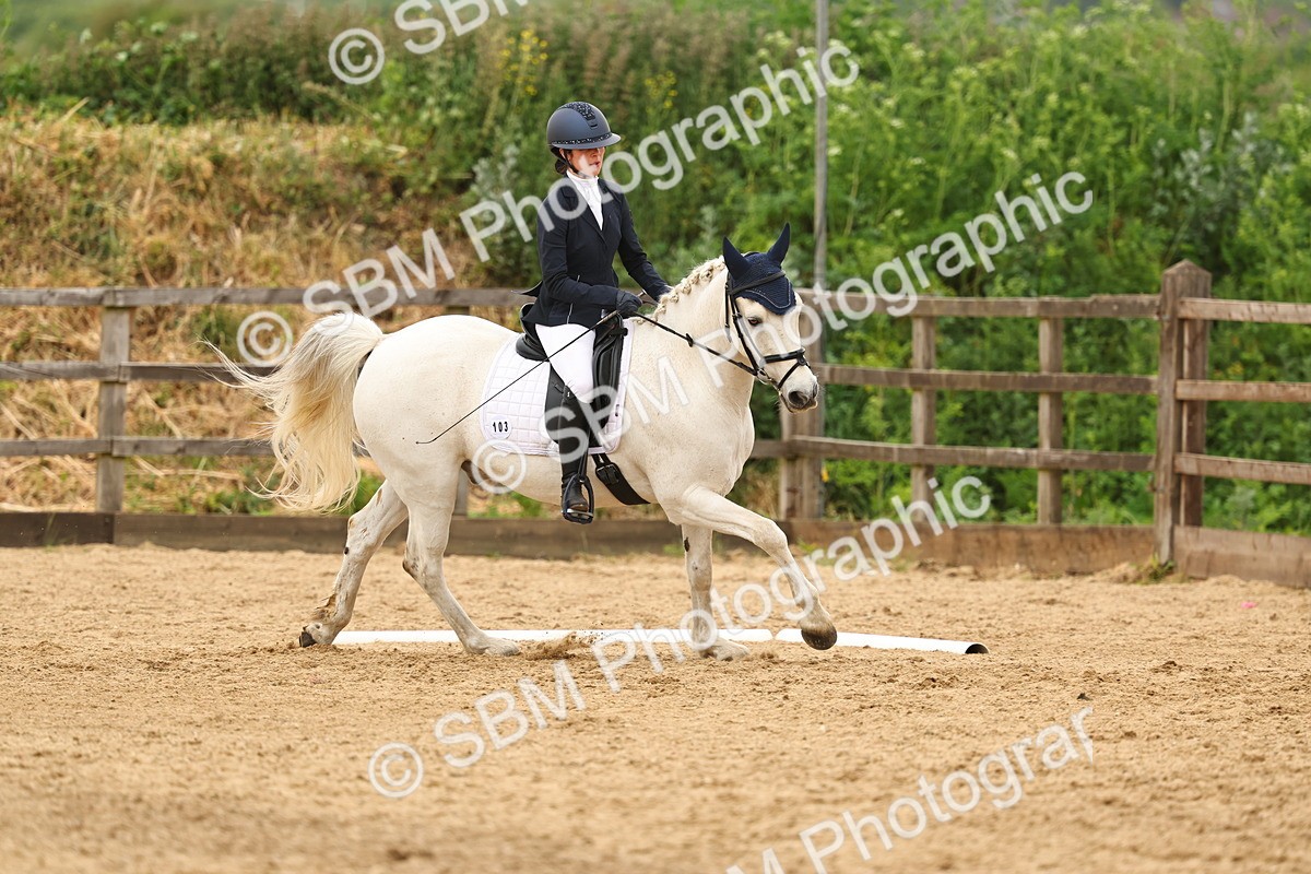 SBM_003866 - Class 7 - Novice 2