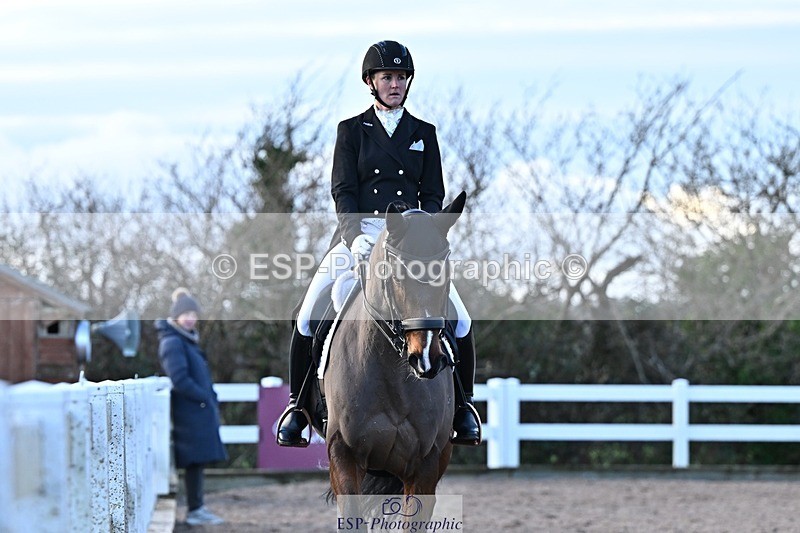 241214-145344-03007 - 160-Shelly.Smit-Sharp.Sharp