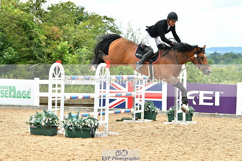 230721A-144144-07051 - Cls 22, 1 Star Gold 1.30m