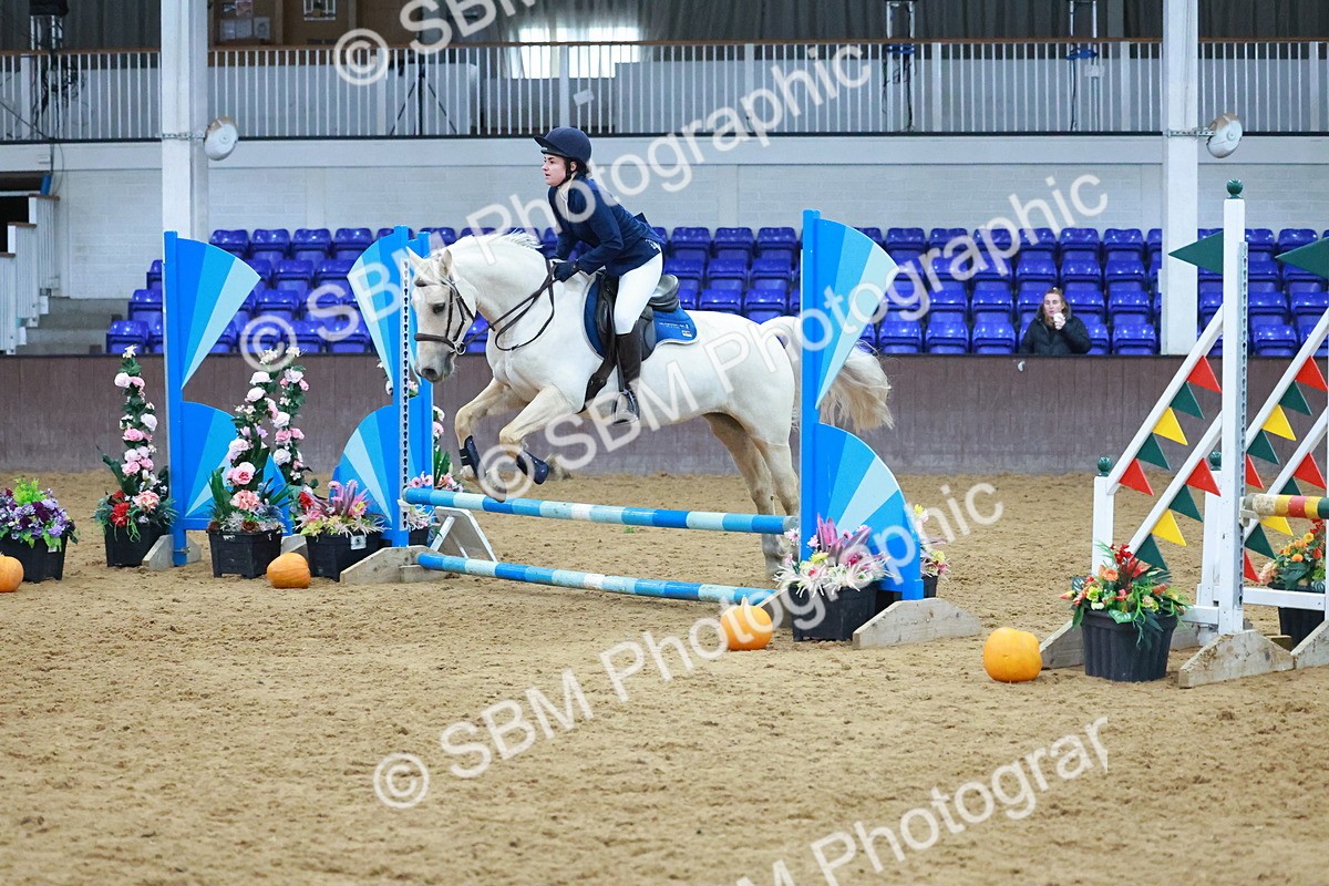 SBM_003682 - Class 4 - Pairs