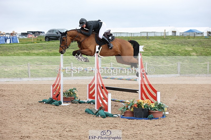 240419A-104827-06227 - Cls 2, 2 Star Small Tour 1.30m