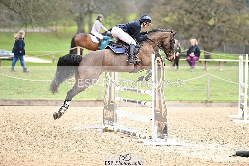 250323A-140550-04801 - Cls 24 Snr Newc & 1.10m Open