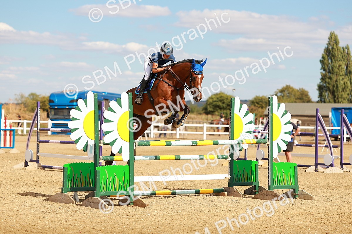 SBM_007400 - Class 5 - Senior British Foxhunter - 1.20m