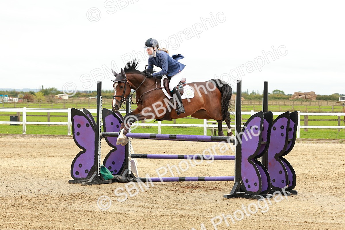 1I0A7824 - Class 4 - Senior Newcomers 1.10m