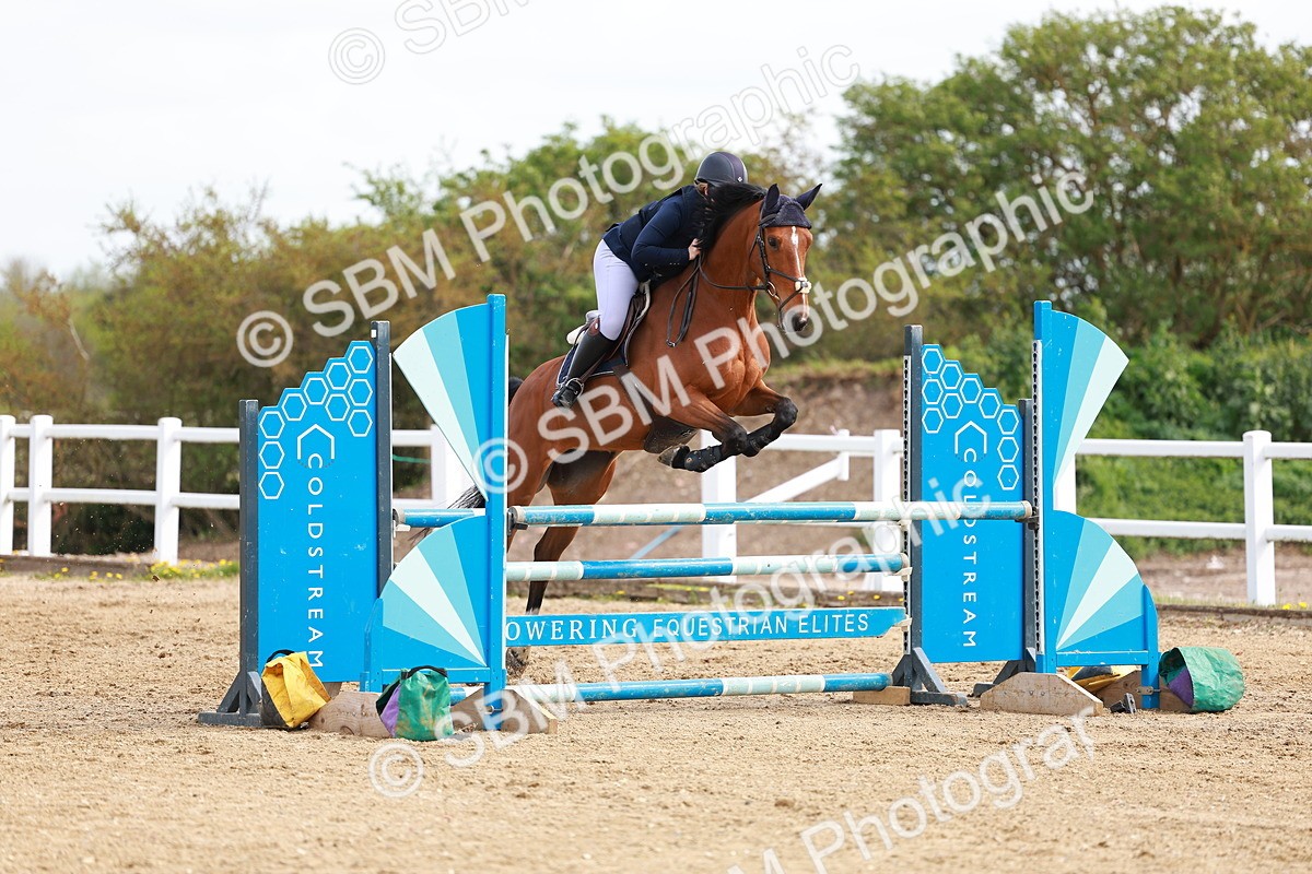 SBM_002168 - Class 9 - Senior Discovery - 1.00m