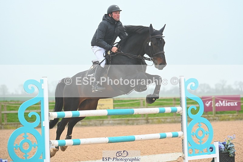 240316A-130041-03570 - Cls 15 Snr Foxhunter