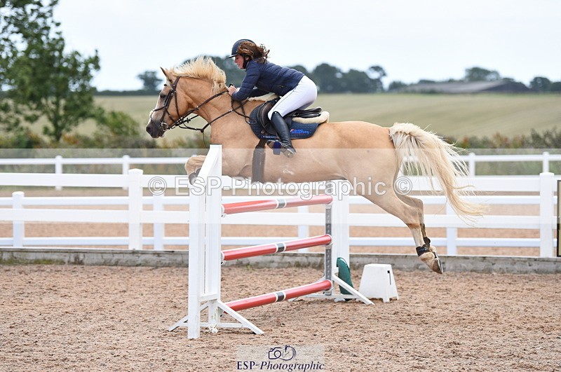 230715A-144130-01358 - Cls 6 Foxhunter & 1.10m Open