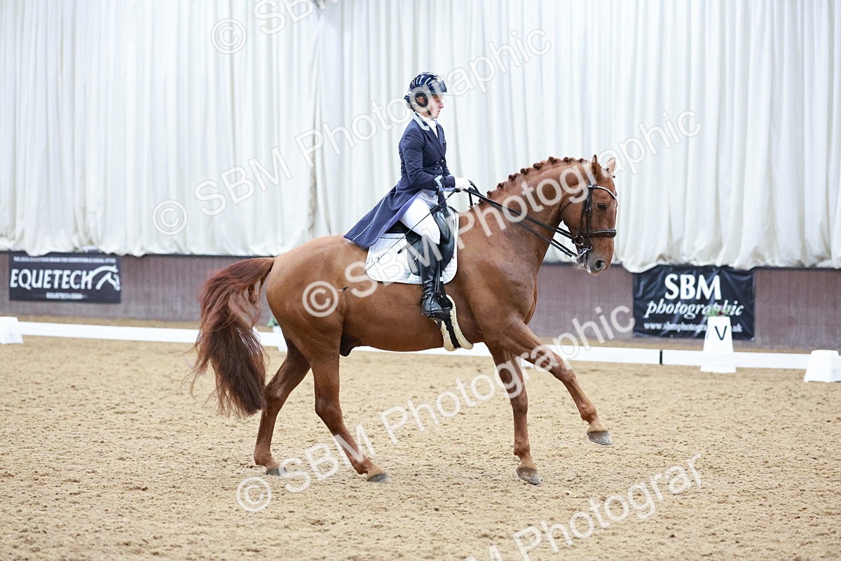 SBM_020885 - Class 13 - FEI INT I - 16.26-17.14