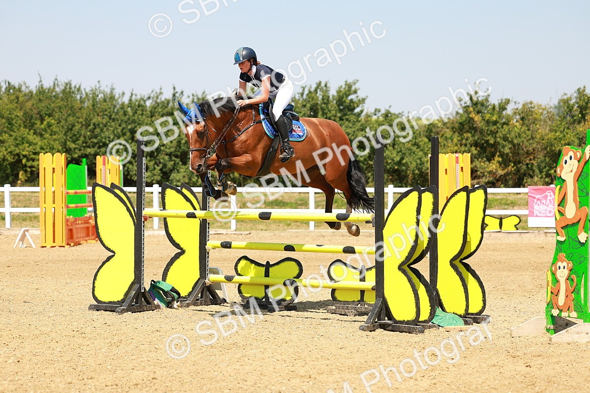 SBM_002085 - Class 5 - Senior Foxhunter - 1.20m