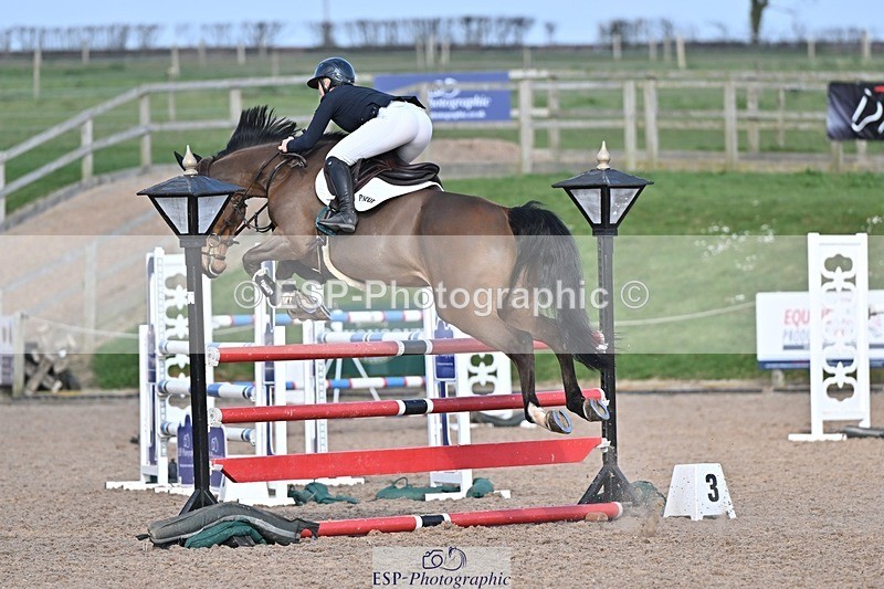 250326-150323-01272 - Cls 6 Foxhunter and 1.20m