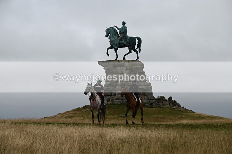 DSC_0239 - Time at Statue 09:51 to 10:54