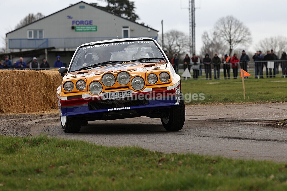 RETRO-356 - Race Retro