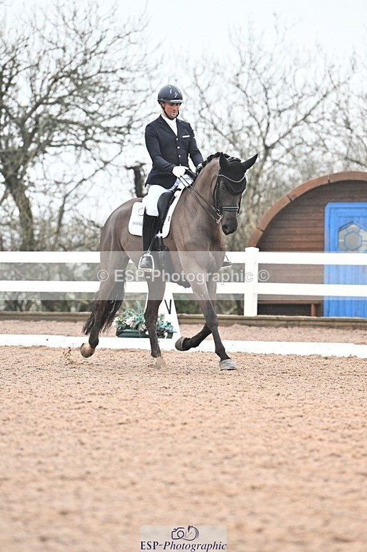 250215-115054-03280 - 127-Jezz.Palmer-Toddington.Debut