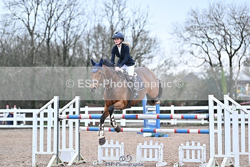 241127-135005-00696 - Cls 05A&B Snr Fox & 1.20m Open