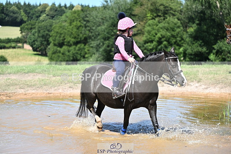 240729B-150225-03036 - Abbie's Group XC