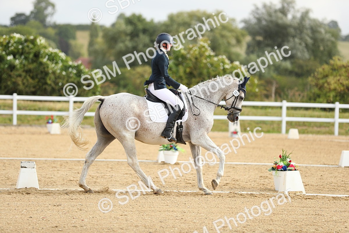 SBM_015092 - Class 13 - Novice 23 - 8,30-9.33