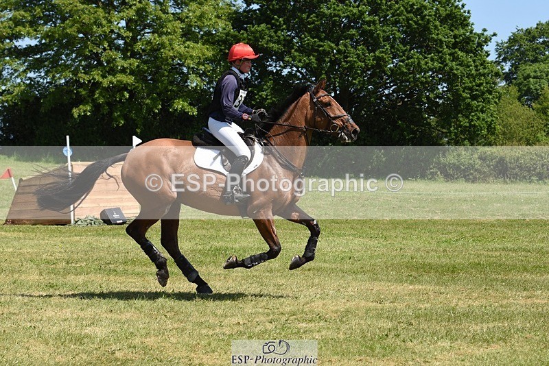 230527-142732-09490 - 327-ROMANTIC-Rosie_Fry-XC