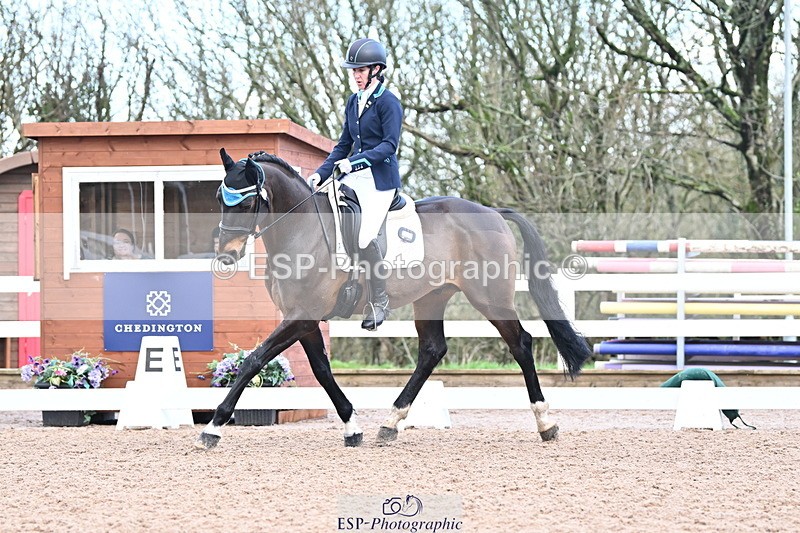 240218A-105427-05732 - 232-Alys.Matravers-VORVASHILL.VERTIGO