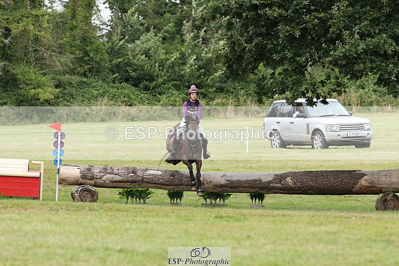 240825X-154627-36336 - 80cm XC 15.30 to 16.30