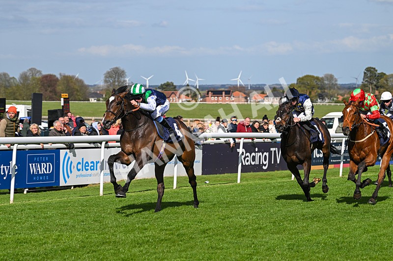 160425-Race 5-Kokanee-3455 - Race 5