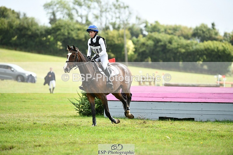 250831-111425-07154 - H-360-Tiana.Coudray