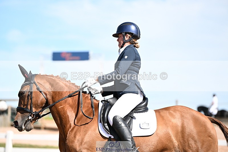 240816A-143007-05615 - 300-Andrea.Kennedy-Ricardo.Red