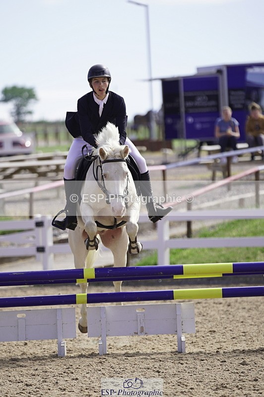 230624A-093950-00779 - Cls 21 British Novice & 80cm Open