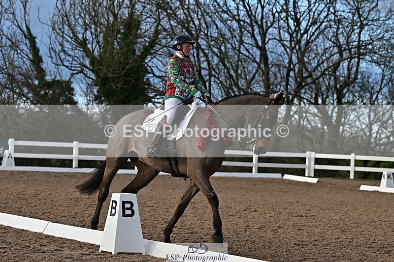 241214-131434-02353 - 106-Tyler.Bradshaw-Mexx