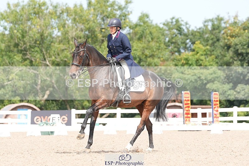 250815-120456-01049 - 015-Susan.LanzWellshead.Foxtrot