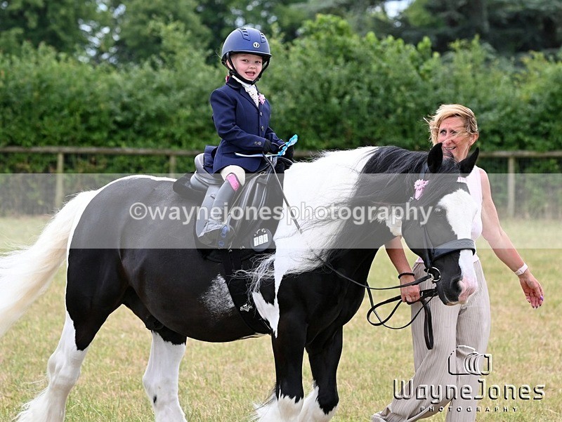 WJ6_8718 - Nancy & Churchill's first Show 22-06-25