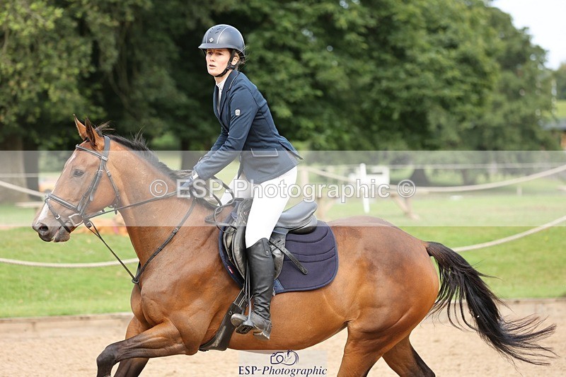 240817-093630-00332 - 02A Snr Brit Nov