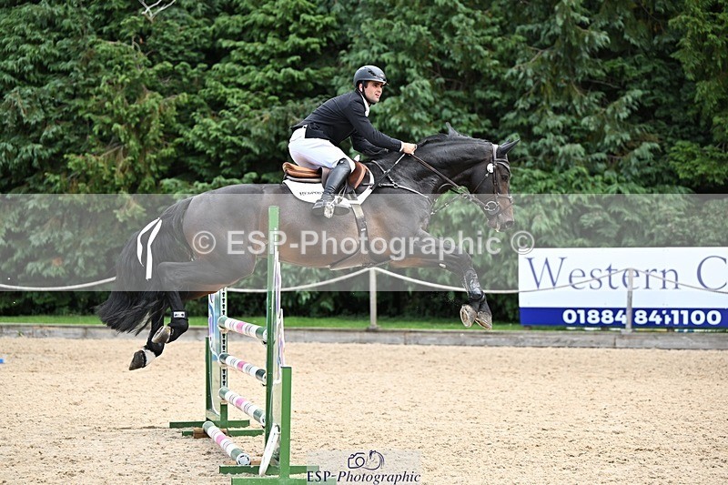 240817-124717-01325 - 04 Snr 1.05m