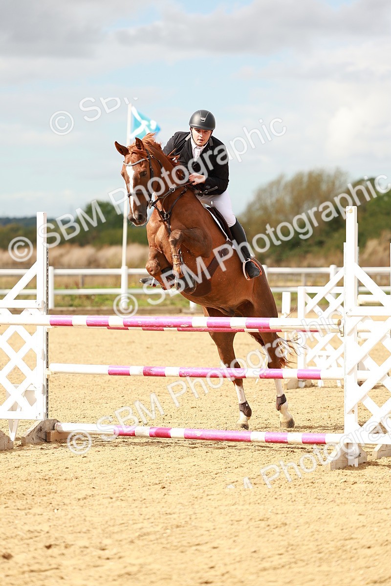SBM_001380 - Class 4 - Senior Newcomers - 1.10m