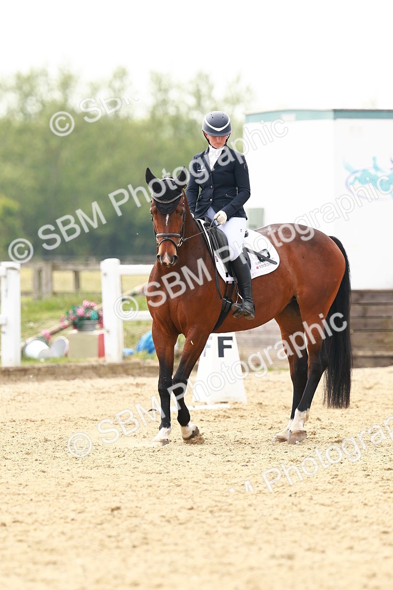 0B8A7152 - Class 12 - Medium 4