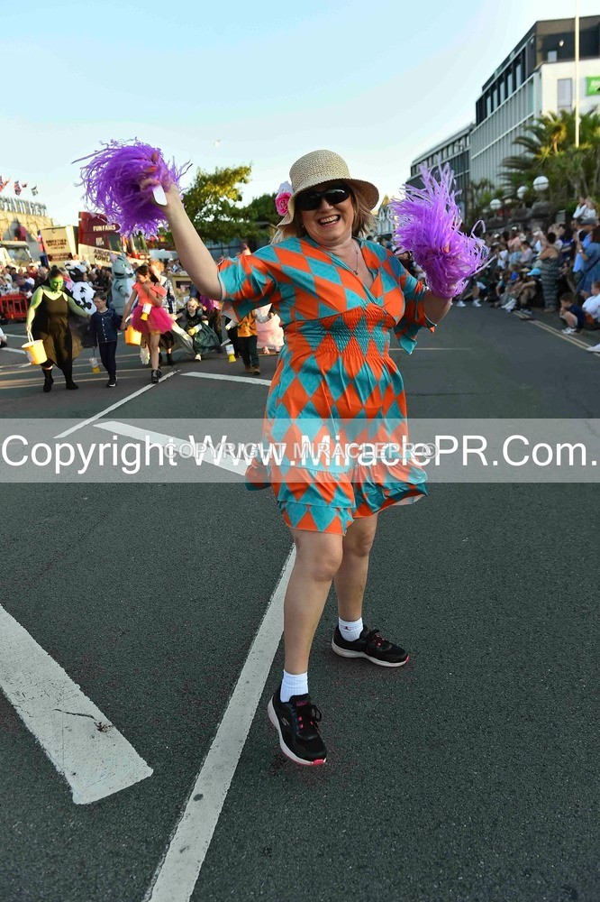 SH4_3677 - Carnival Procession.