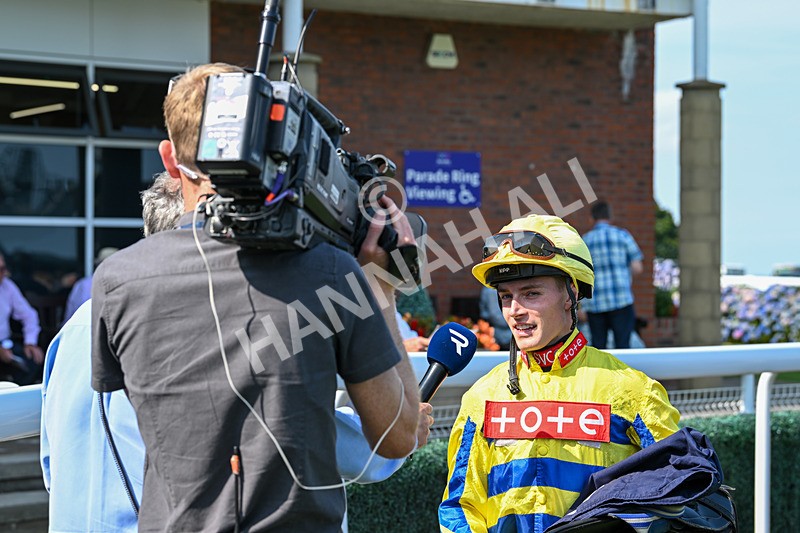 300724-Race 3-Forager-9456 - Race 3