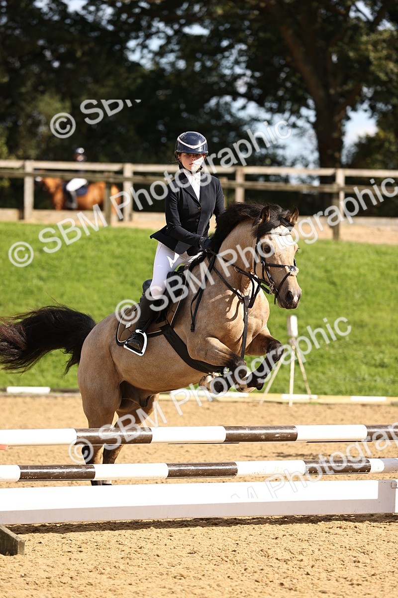 SBM_49058 - J9 - Junior Pony 70cm Championship