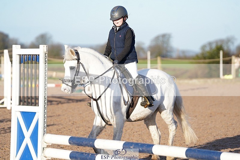 250125-100936-00899 - Clear Round 40cm and 50cm