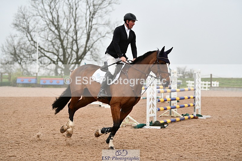 241102A-150207-06005 - SAT Cls 11 Snr 1.05m