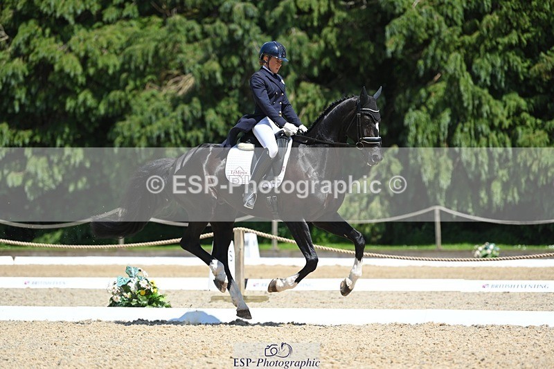 230526-135956-06874 - 480-FLOW_7-Mollie_Summerland-DR