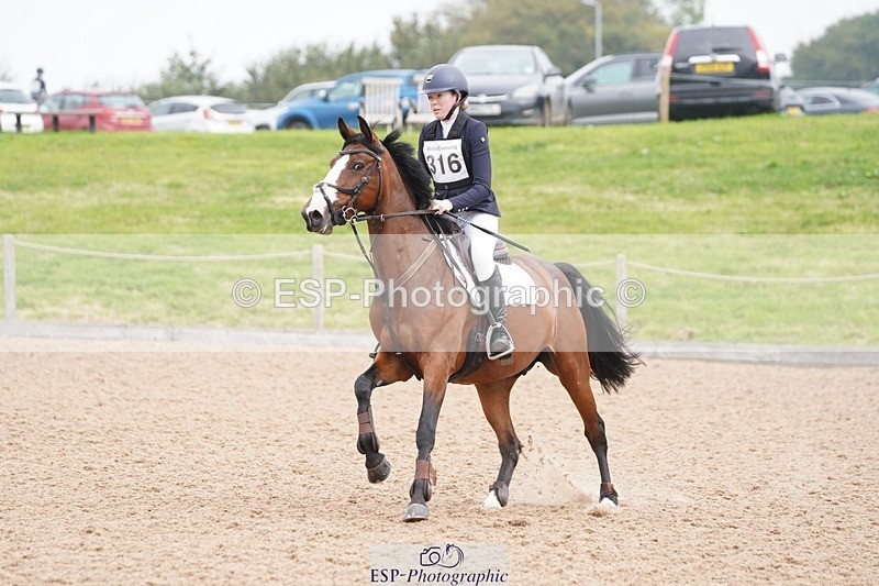 240901A-092426-05344 - 316-Francesca.Lawrence-WITH.A.LITTLE.BIT.OF.LUCK