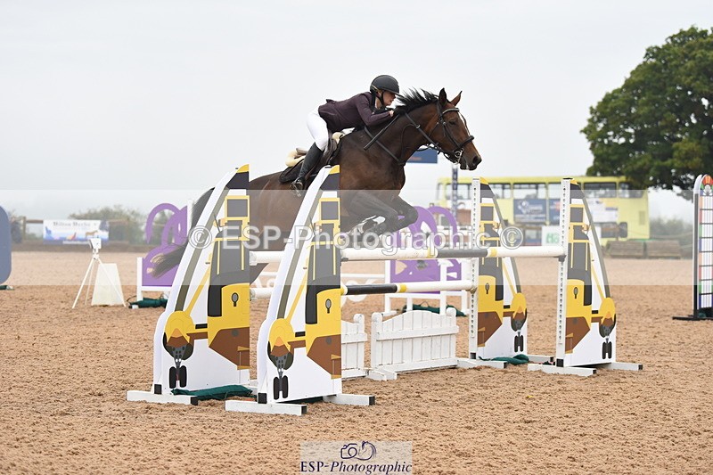 230916A-110440-03993 - Cls 14 Snr Foxhunter