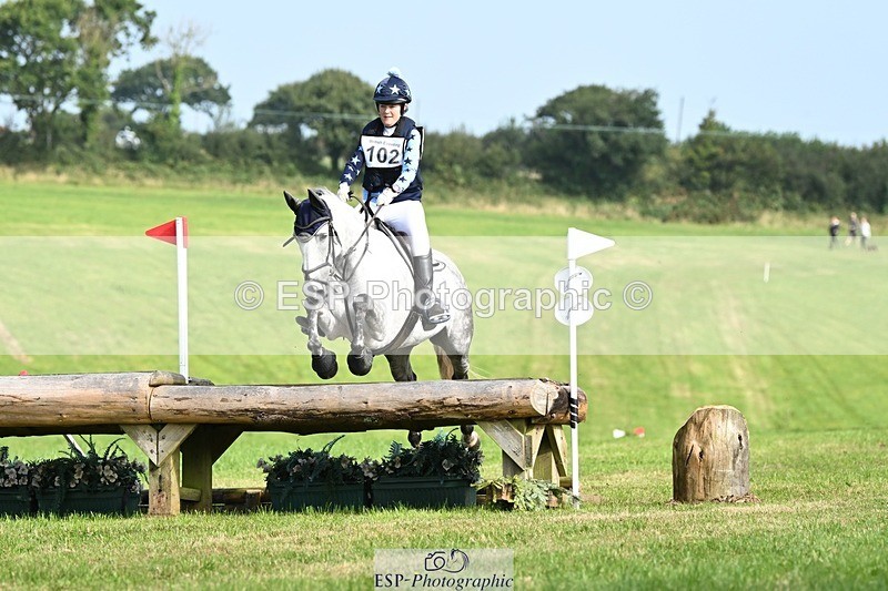 240831A-105103-00746 - 102-Kate.Darby-CLOROGUE.FLIGHT