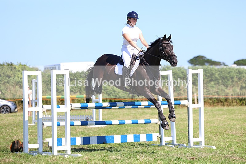 3E7A6537 - Class 13: Senior Newcomers/1.10m open