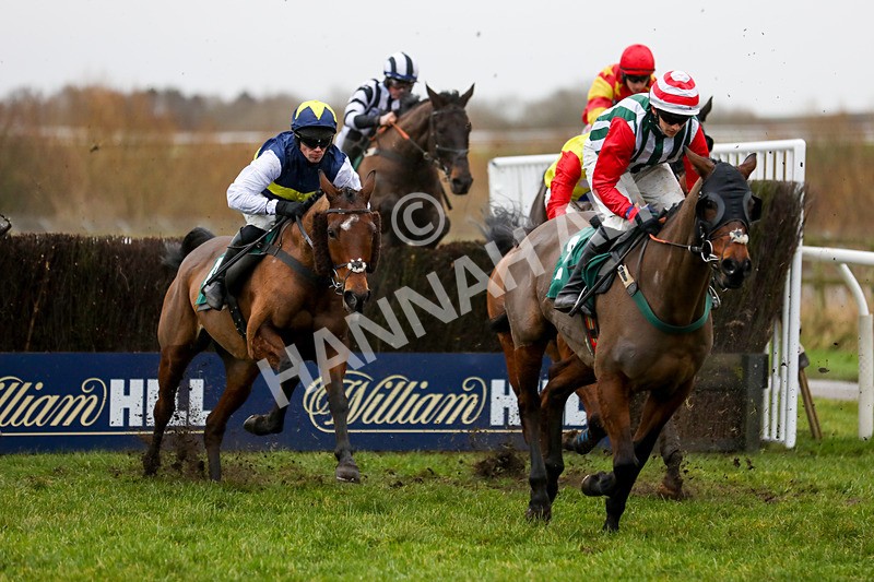 110124-Race 5-Track And Trace-5303 - Race 5