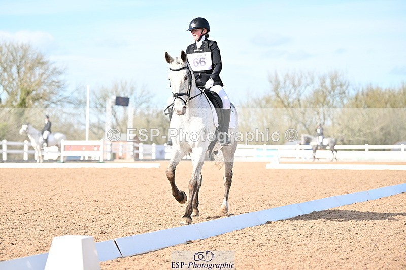 240324A-145458-04112 - Novice 27, 14.30 to 15.25