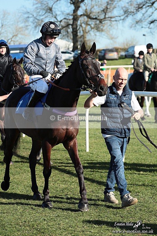 PtP 210326 971 - VWH Cirencester Races 21/03/26