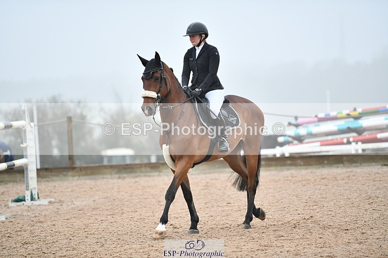 241102A-114551-04396 - SAT Cls 9 British Novice and 90cm Open