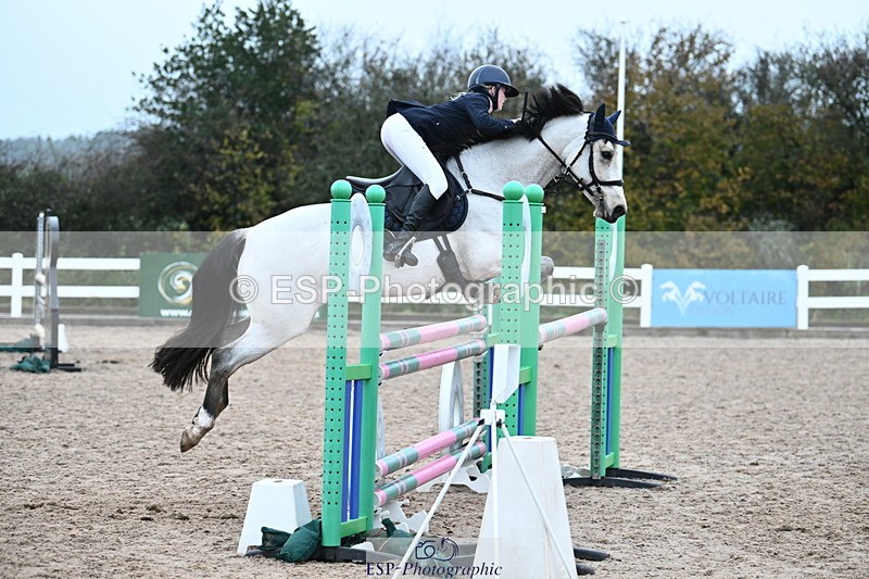 231118A-135611-03206 - Cls 9 Foxhunter & 1.10m Open